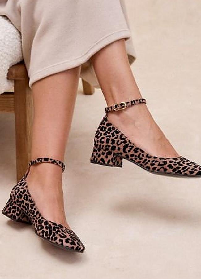 Imagen - Zapatos con pulsera animal print