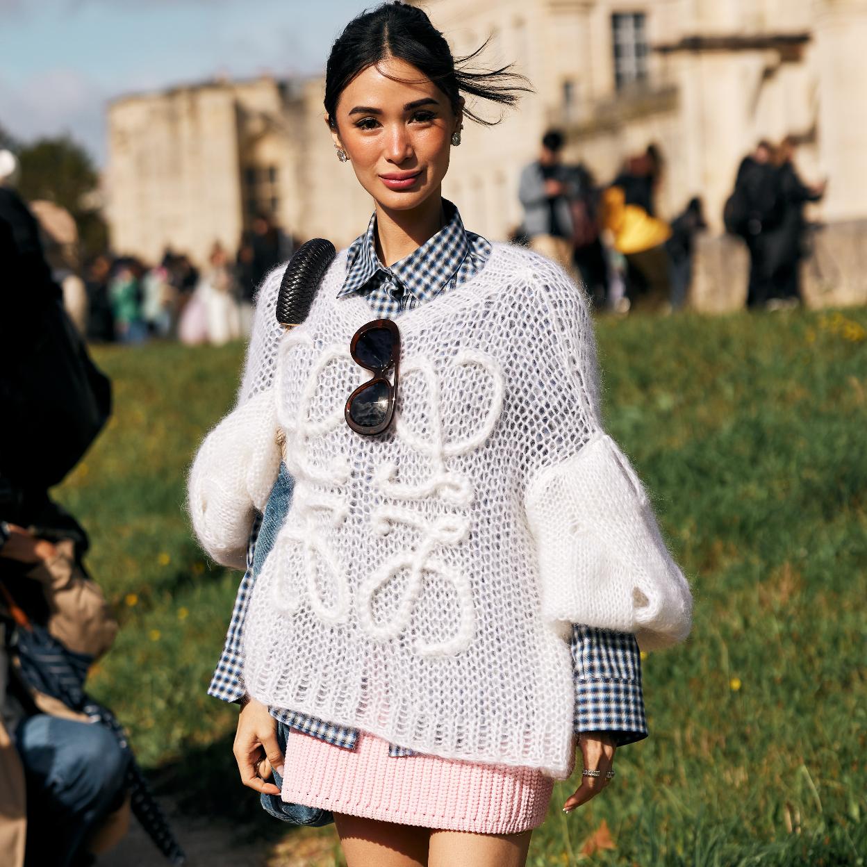 Influencer con jersey de Loewe.