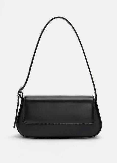 Imagen - Bolso negro de Pull & Bear (19,99 euros)