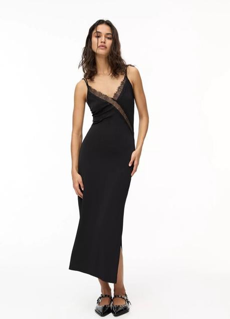 Imagen - Vestido negro de Pull & Bear (27,99 euros)