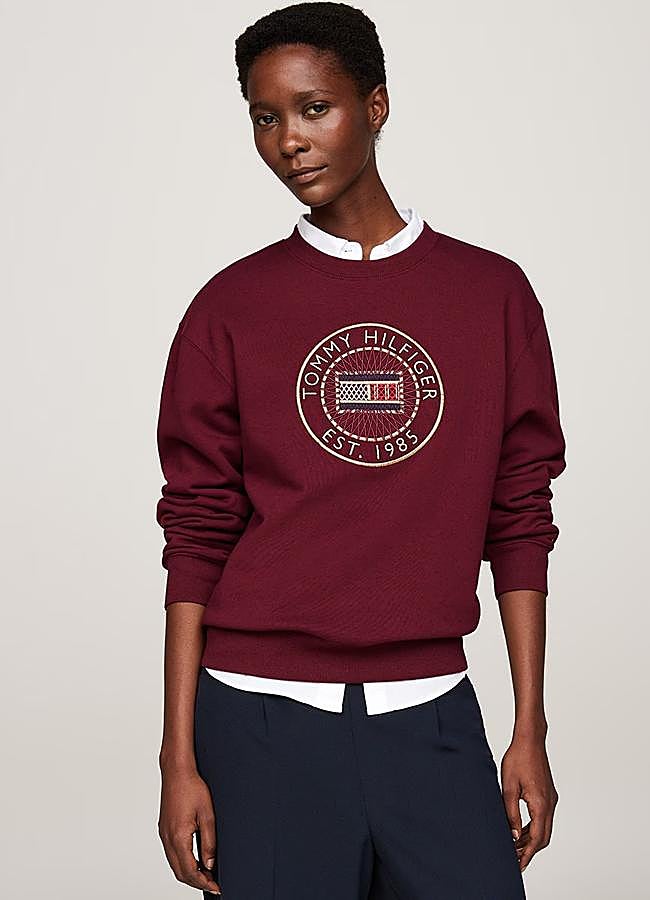 Imagen - Sudadera burdeos de Tommy Jeans, 64,95 euros.