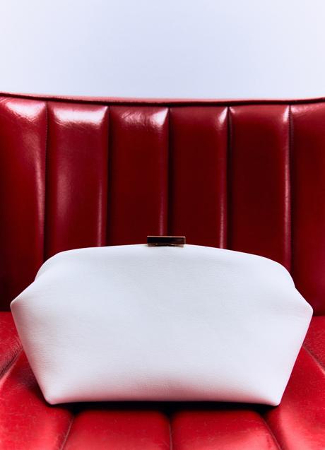 Imagen - Bolso de mano de Sfera (17,99 euros)