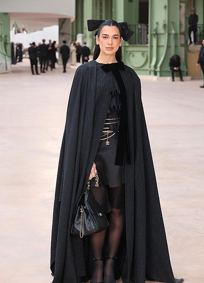Imagen - La cantante Dua Lipa en el desfile de Chanel. Foto: Gtres.