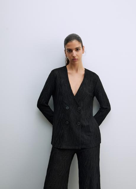 Imagen - Chaqueta negra de Sfera (25,99 euros)