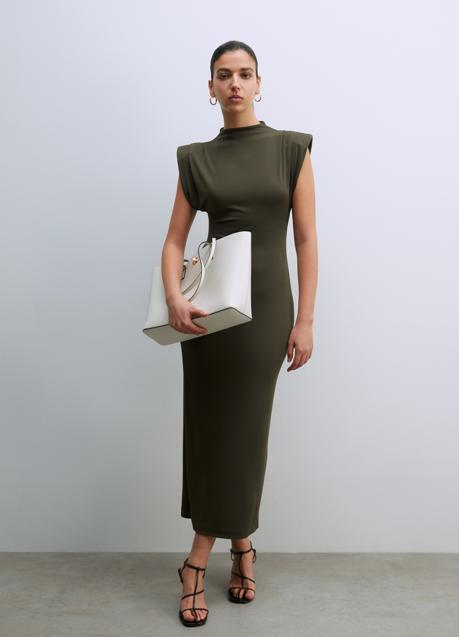 Imagen - Vestido midi de Sfera (29,99 euros)