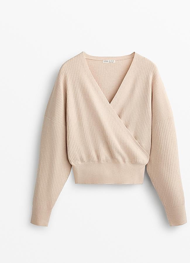 Imagen - Chaqueta de punto cruzada de Oysho (35,99 euros).