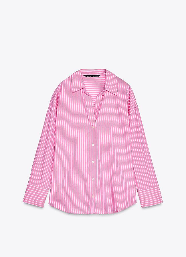 Imagen - Camisa con estampado de rayas en rosa de Zara.