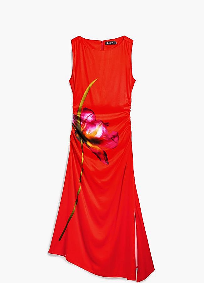Imagen - Vestido rojo con estampado de flores de Desigual (99,95 euros):