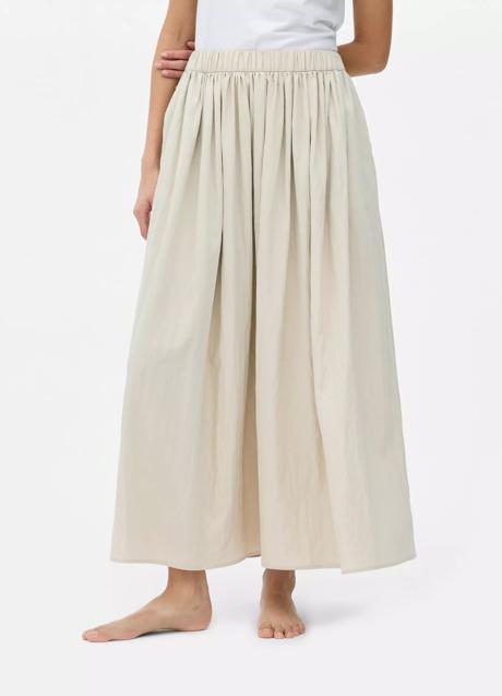 Imagen - Falda midi de Primark (16 euros)