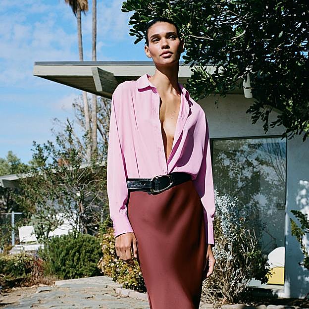 Las mejores blusas de colores para estrenar ahora y llevar toda la primavera