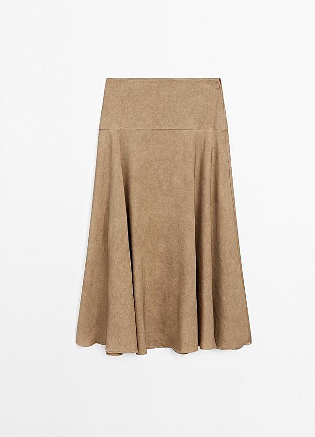 Imagen - Falda de punto de vuelo de Massimo Dutti, 79,95 euros.