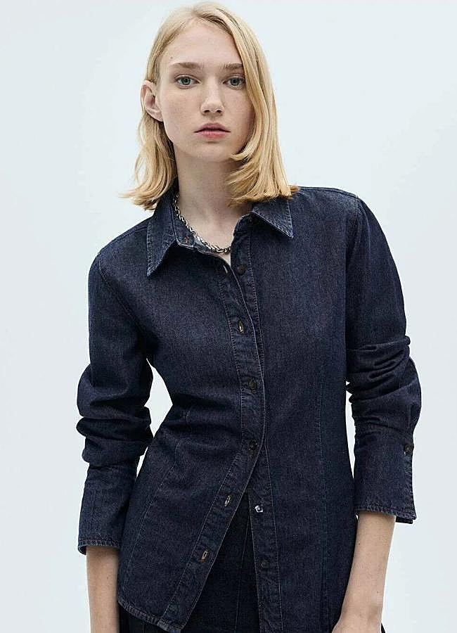 Imagen - Camisa ajustada de Mango, 29,99 euros.