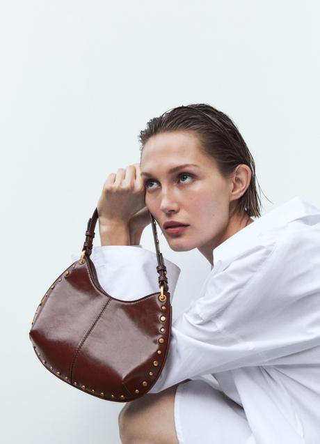 Imagen - Bolso burdeos de Zara (22,95 euros)