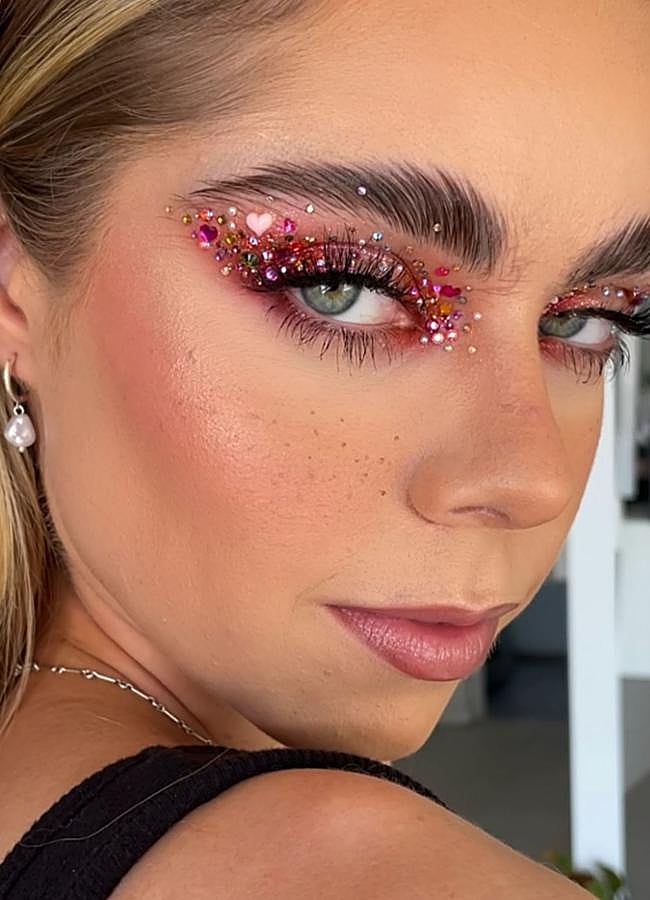 Imagen - Maquillajes sencillos para carnaval (@THEBALLERINADEMUA)
