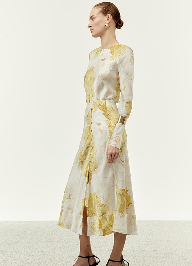 Imagen - El look de invitada con falda de Sfera.