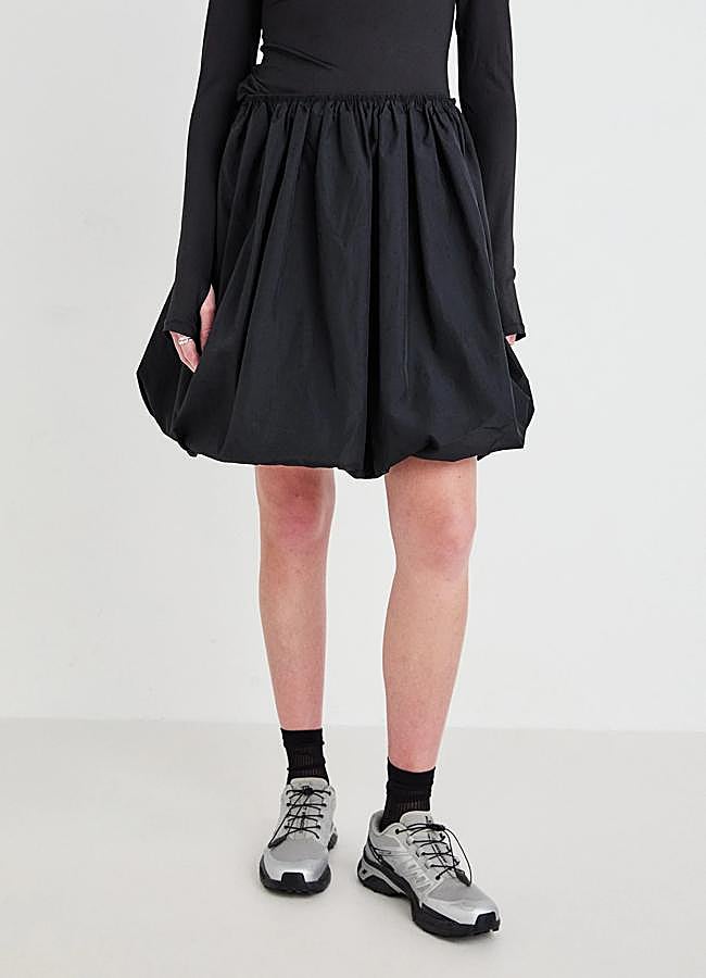 Imagen - Falda globo de Weekday, 36,90 euros.