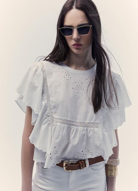 Imagen - Blusa blanca de Sfera (25,99 euros)