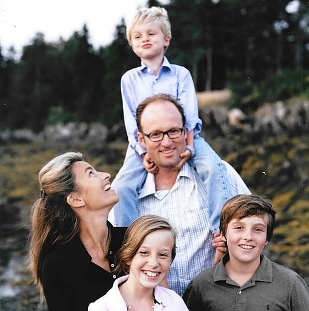Federico de Luxemburgo junto a su familia