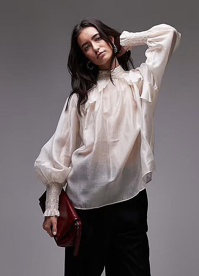 Imagen - Camisa blanca vaporosa con mangas abullonadas