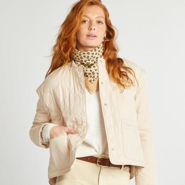 Imagen secundaria 1 - Dónde comprar por 25 euros las chaquetas acolchadas que todas quieren llevar en primavera