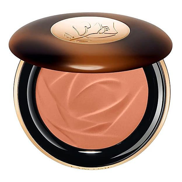 Teint Idole Ultra Wear C.E.Skin Transforming Bronzer de Lancôme. Precio: 55 euros