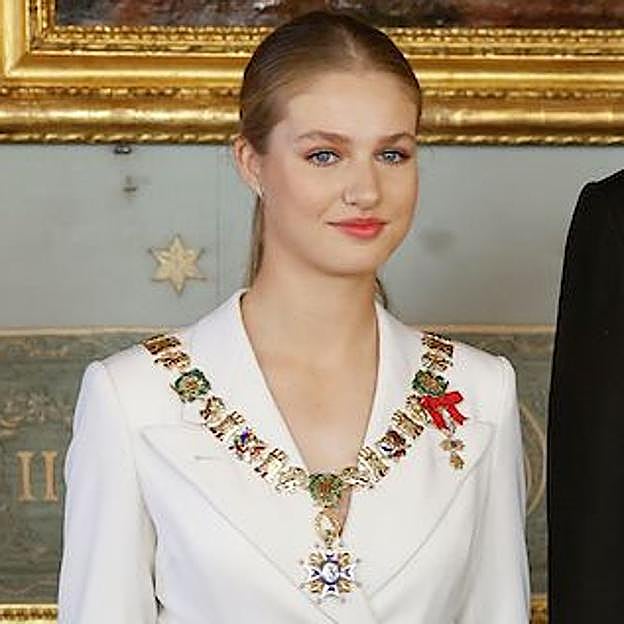 Todas las condecoraciones de la princesa Leonor, explicadas por un experto en falerística: «El Toisón es la más importante de Europa»