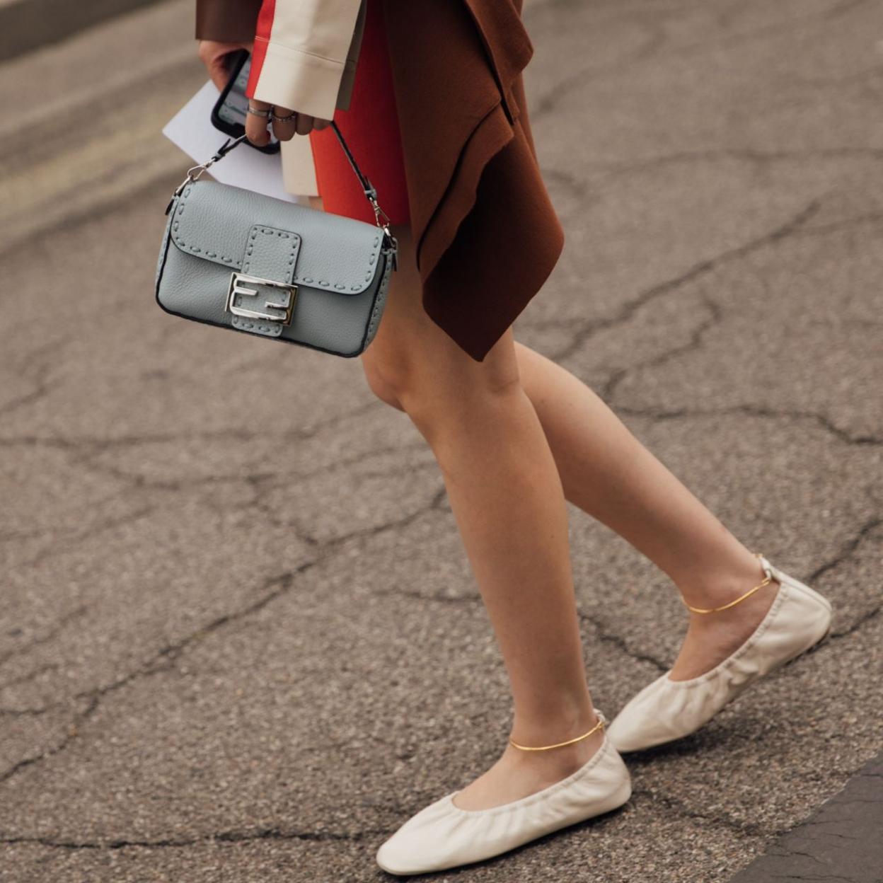 Un look con bailarinas cómodas.