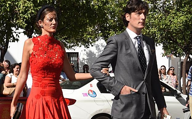 Luis Medina y Clara Caruana en la boda de Victoria de Hohenlohe. 