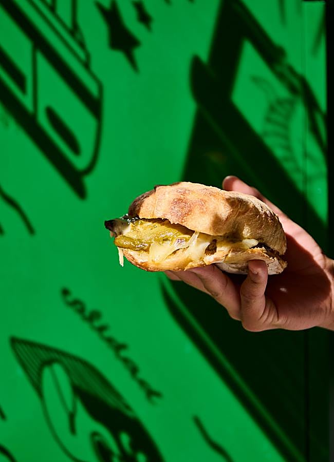 Imagen - El pepito de ternera del Hermanos Vinagre de nuestra calle favorita de Chamberí. /DR