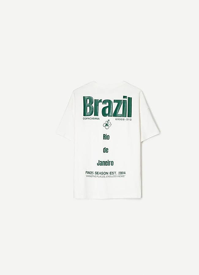 Imagen - Camiseta Brazil de Bershka, 15,99 euros.