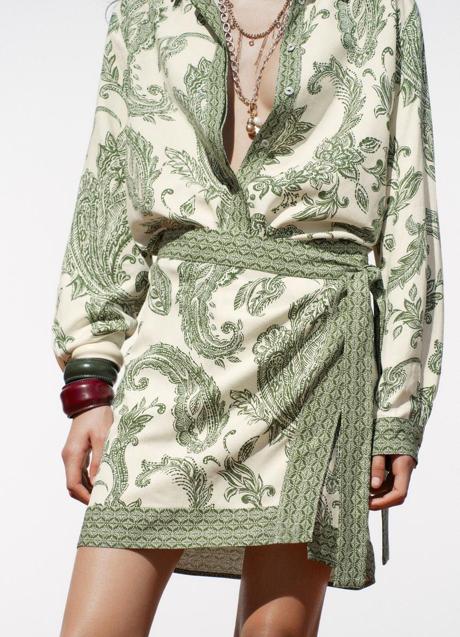 Imagen - Falda estampada de Zara (25,99 euros)