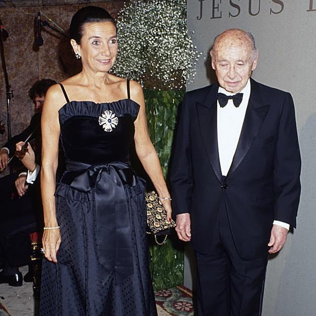 El conde de Montarco, con Charo Palacios. 