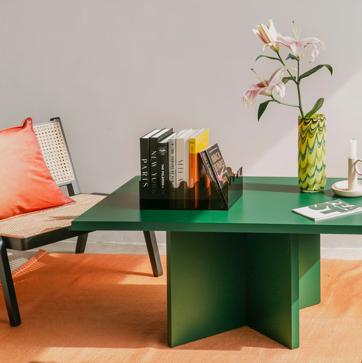 Imagen secundaria 1 - Mesas de colores estilo Memphis de H&M Home (259 euros).