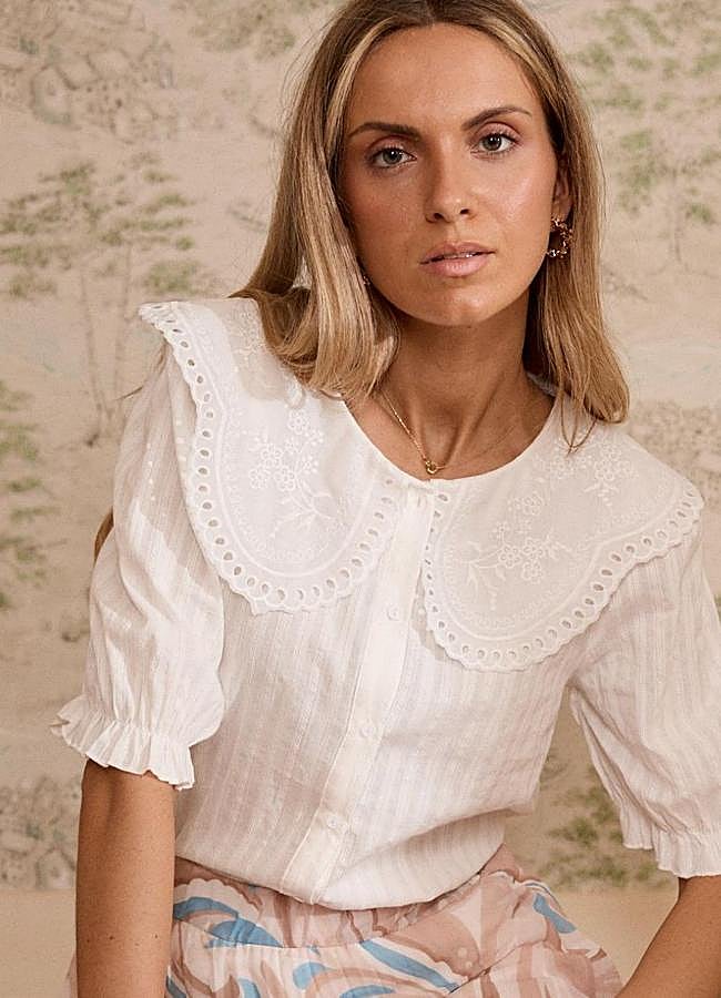 Imagen - Blusa peter pan blanca con bordados