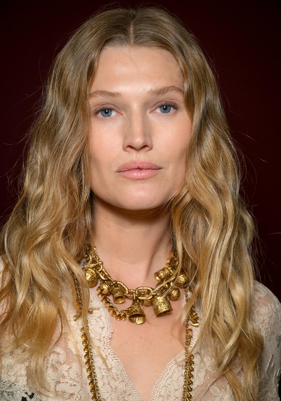 Contornos de labios para evitar el código de barras: funcionan de verdad 