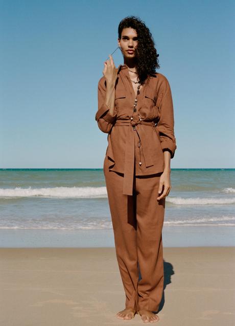 Imagen - Pantalones rectos con lino de Zara (39,99 euros)