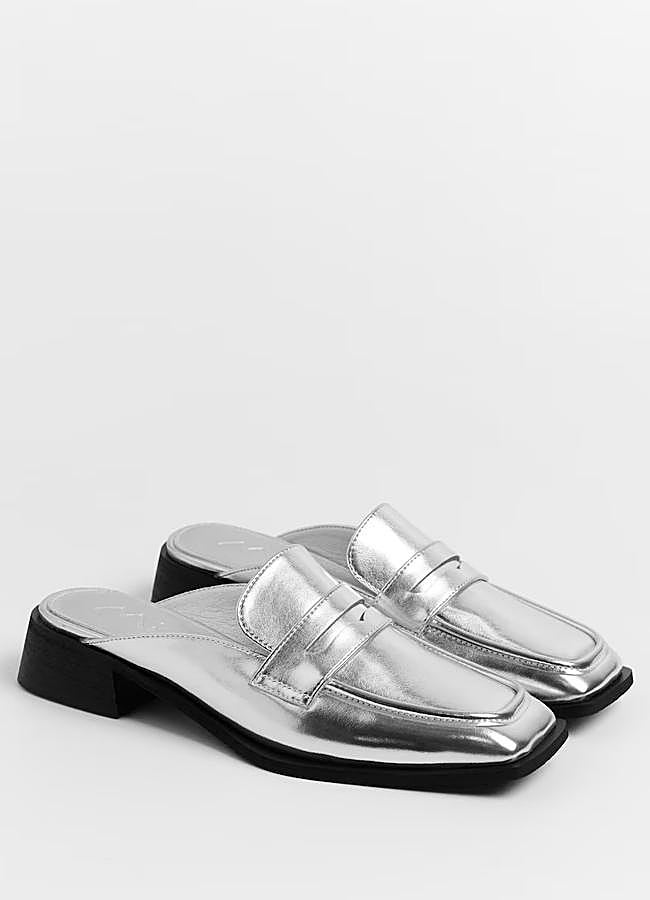 Imagen - Zueco plateado de Mim, 59 euros.