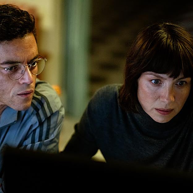 Rami Malek y Caitríona Balfe en una imagen de Amateur.