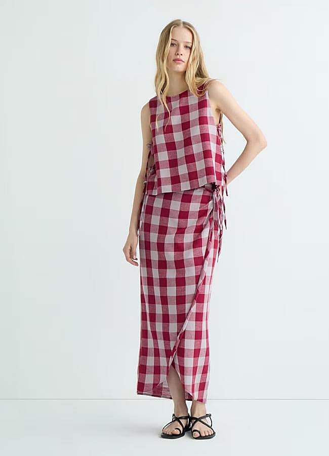 Imagen - Conjunto de top y falda pareo con estampado de cuadros de Hipercor.