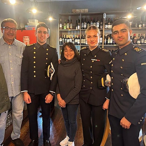 La princesa Leonor durante su visita al restaurante chileno. 