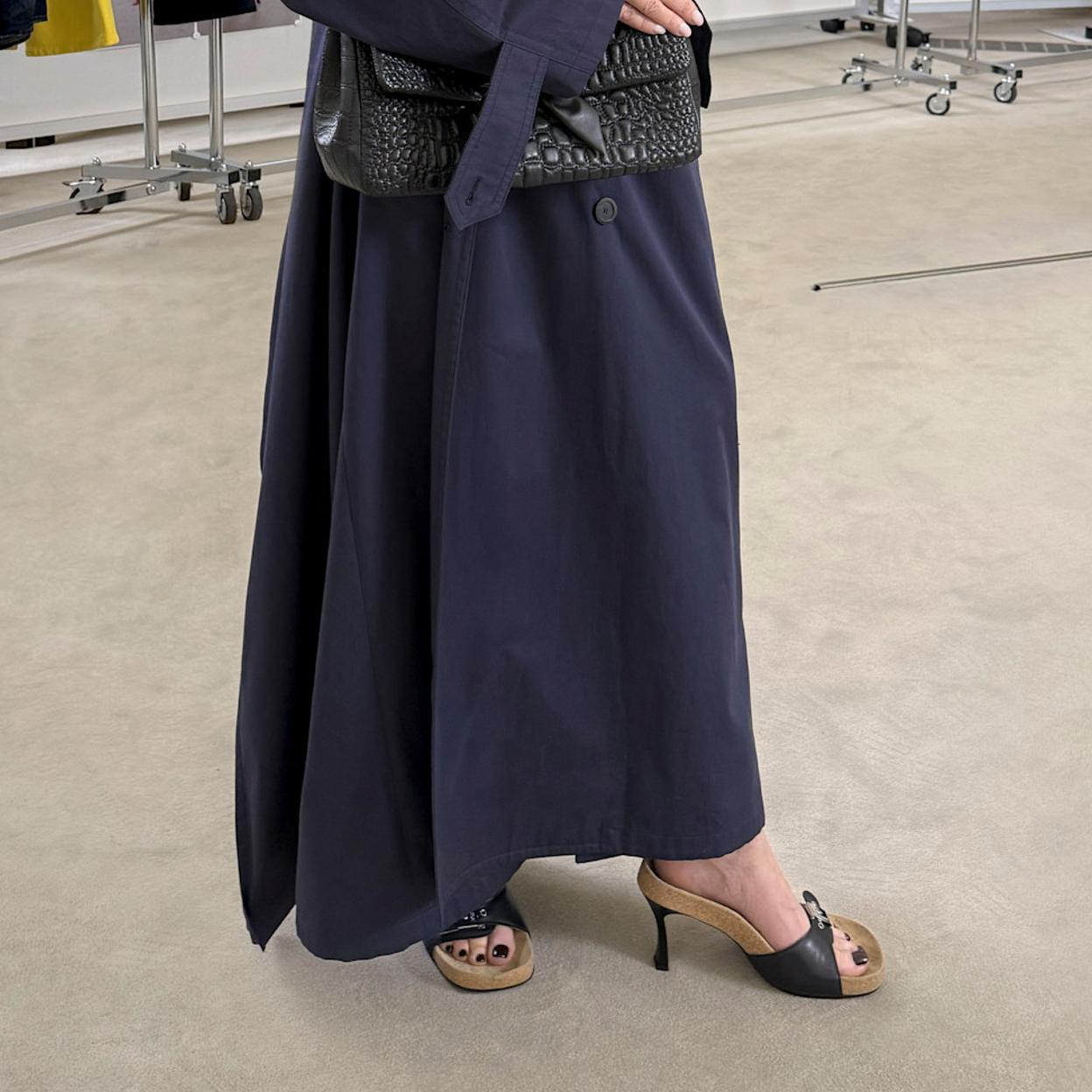 Zapatos de la nueva colaboración de Scholl y Balenciaga.