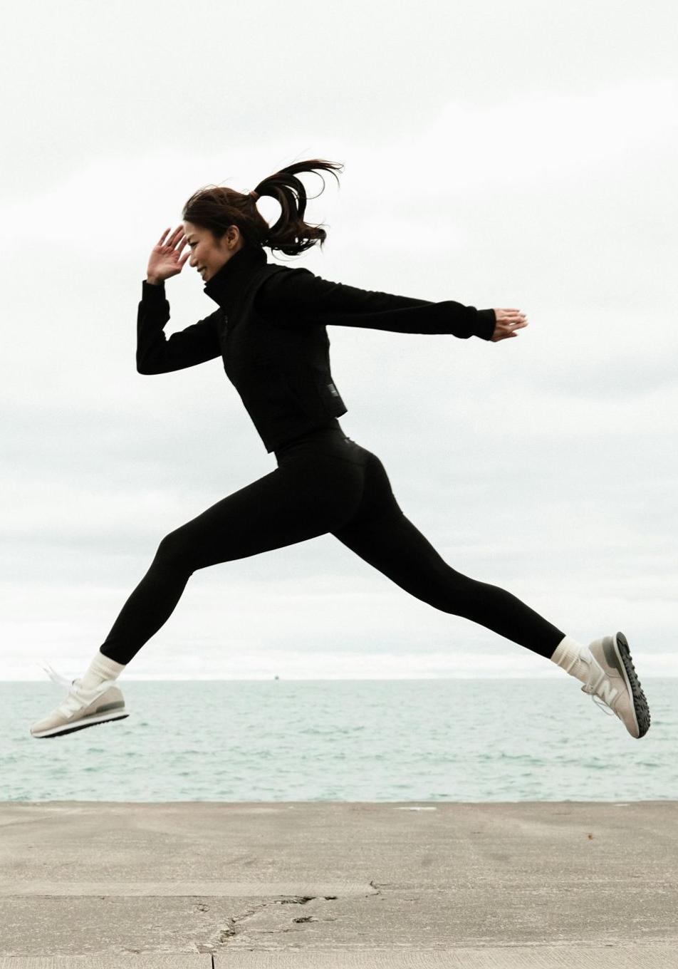 El ejercicio sin impacto que te ayuda a adelgazar a partir de los 50 y en solo dos meses