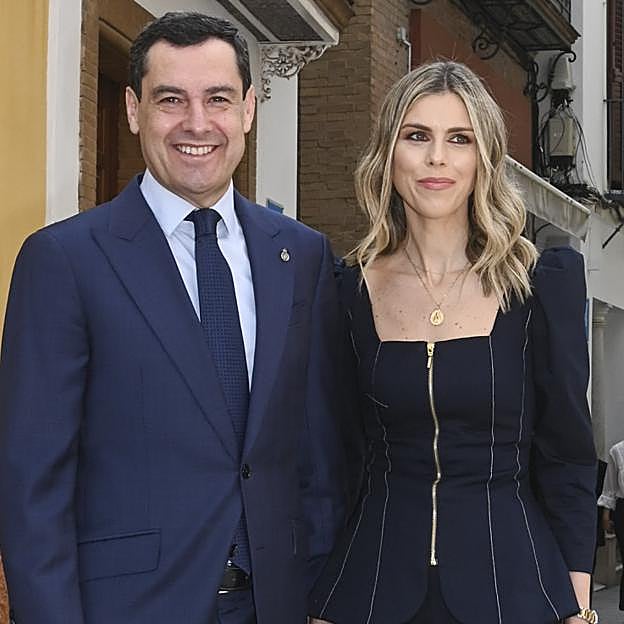 Manuela Villena se convierte en la mejor vestida del Domingo de Ramos en Sevilla con un dos piezas made in Spain