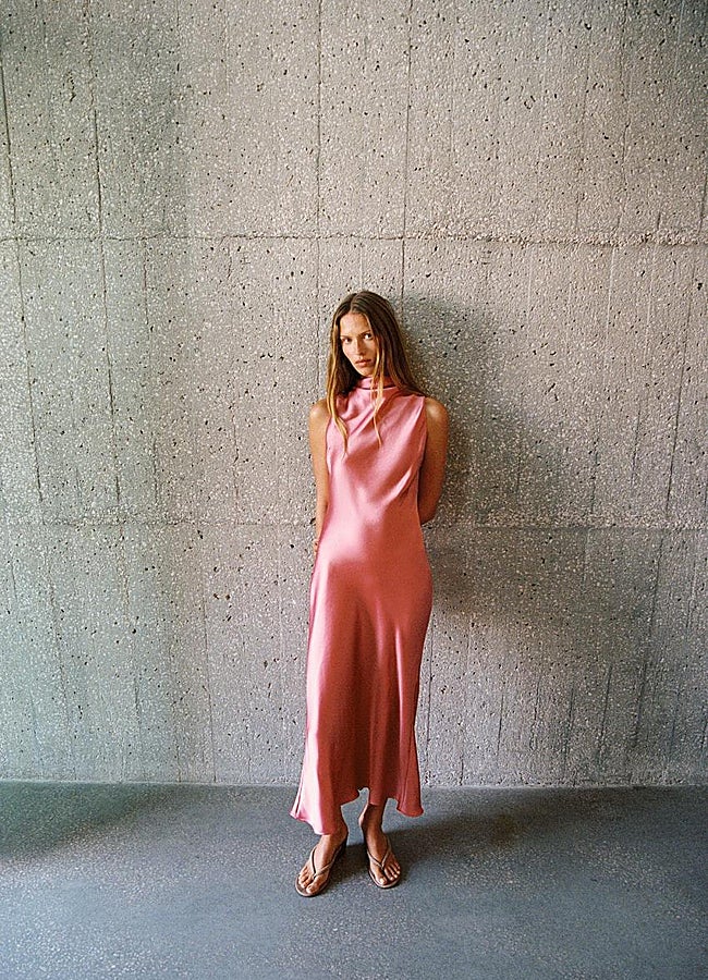 Imagen - Vestido satinado de Zara.