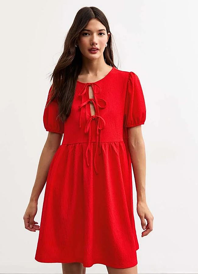Imagen - Vestido rojo de manga corta de New Look, 39,99 euros.