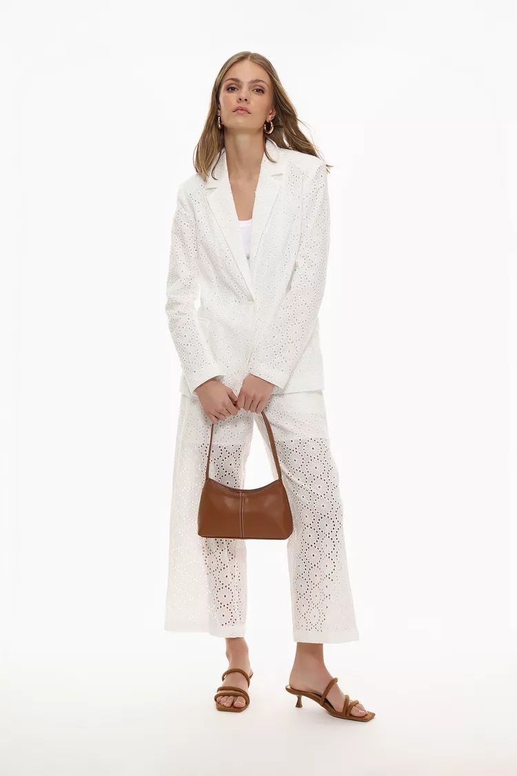 Imagen - Traje bordado blanco