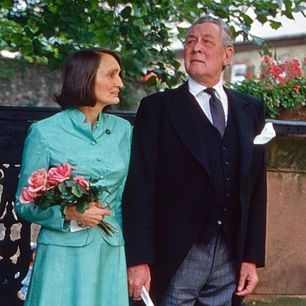 Quien fue Monika zu Solms-Laubach, la poderosa madrastra de Ernesto de Hannover que subastó una colección de joyas imperiales