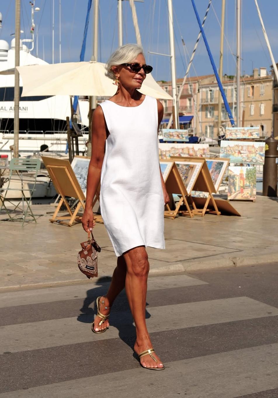 Las mejores cremas corporales con retinol para cuidar tus piernas a los 50