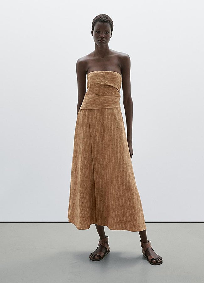 Imagen - Vestido palabra de honor de Massimo Dutti.