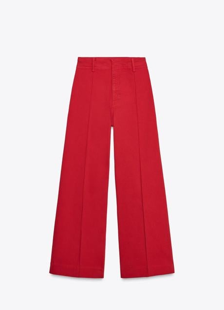 Imagen - Pantalones rojos de Zara (29,99 euros)